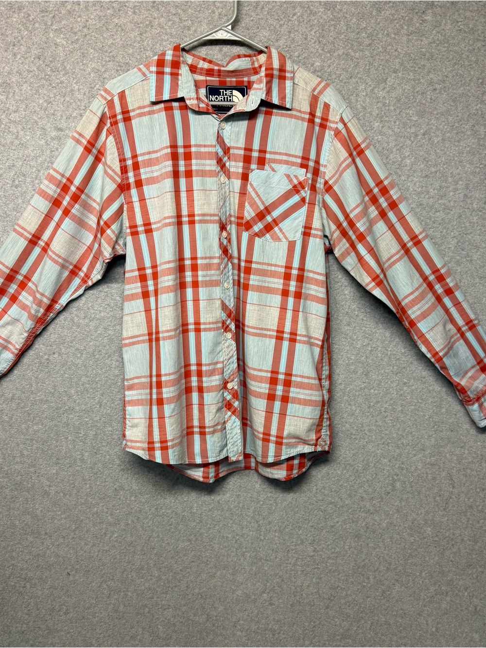 The North Face Mens Long Sleeve Button down Shirt Red Grey Blue Plaid Medium